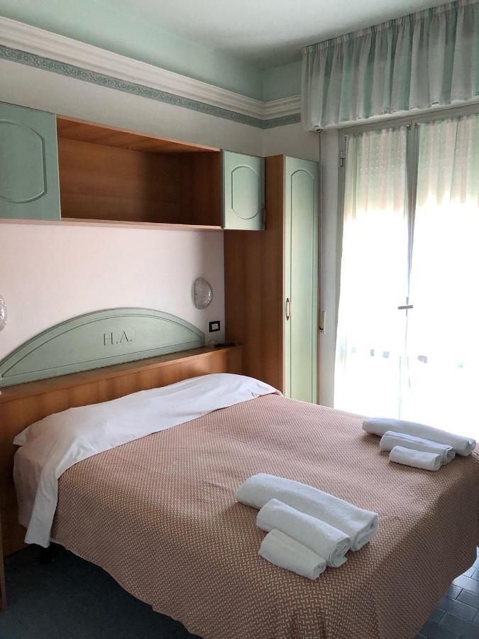 Hotel Augustus Gatteo a Mare Εξωτερικό φωτογραφία