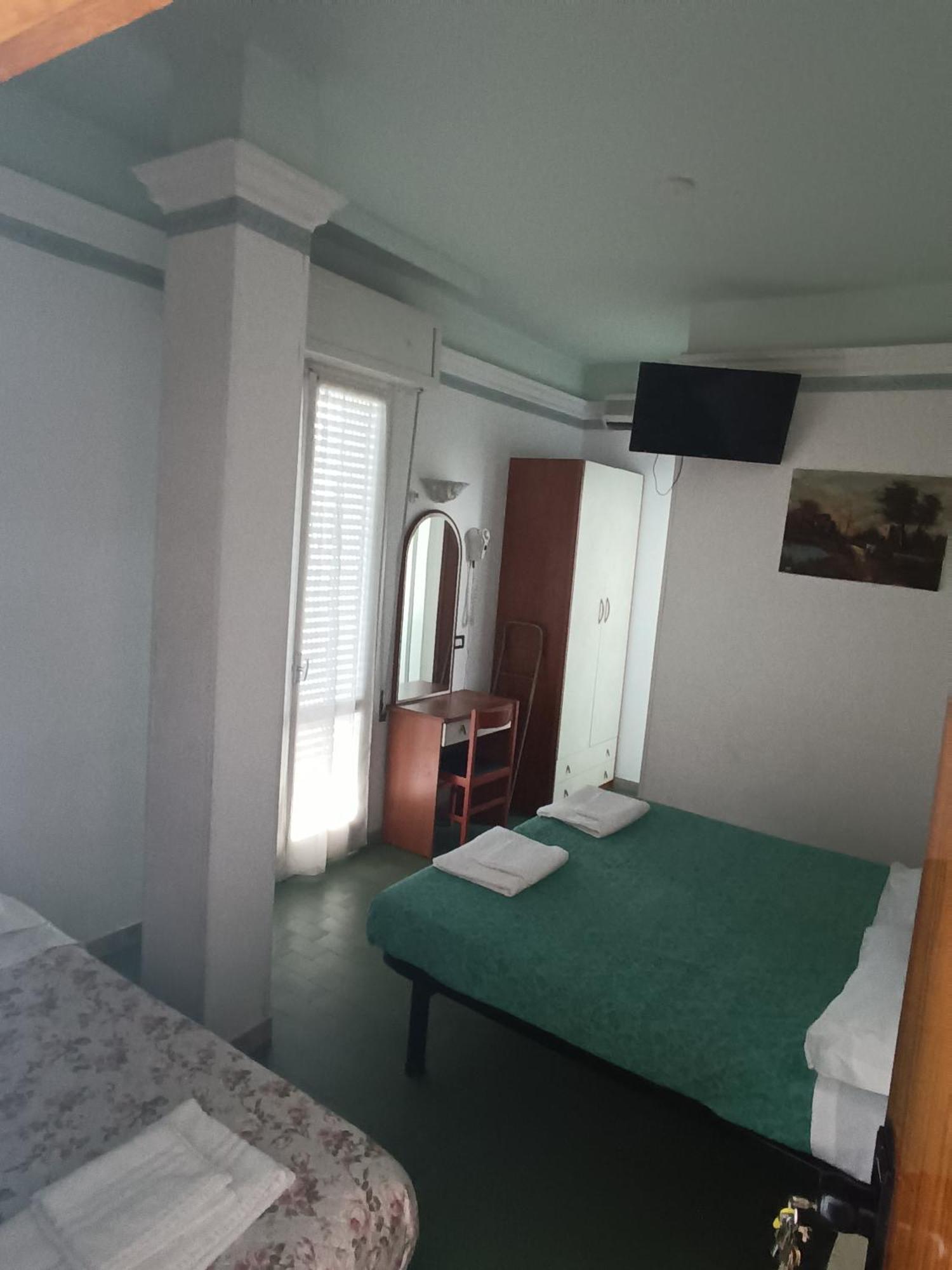 Hotel Augustus Gatteo a Mare Εξωτερικό φωτογραφία